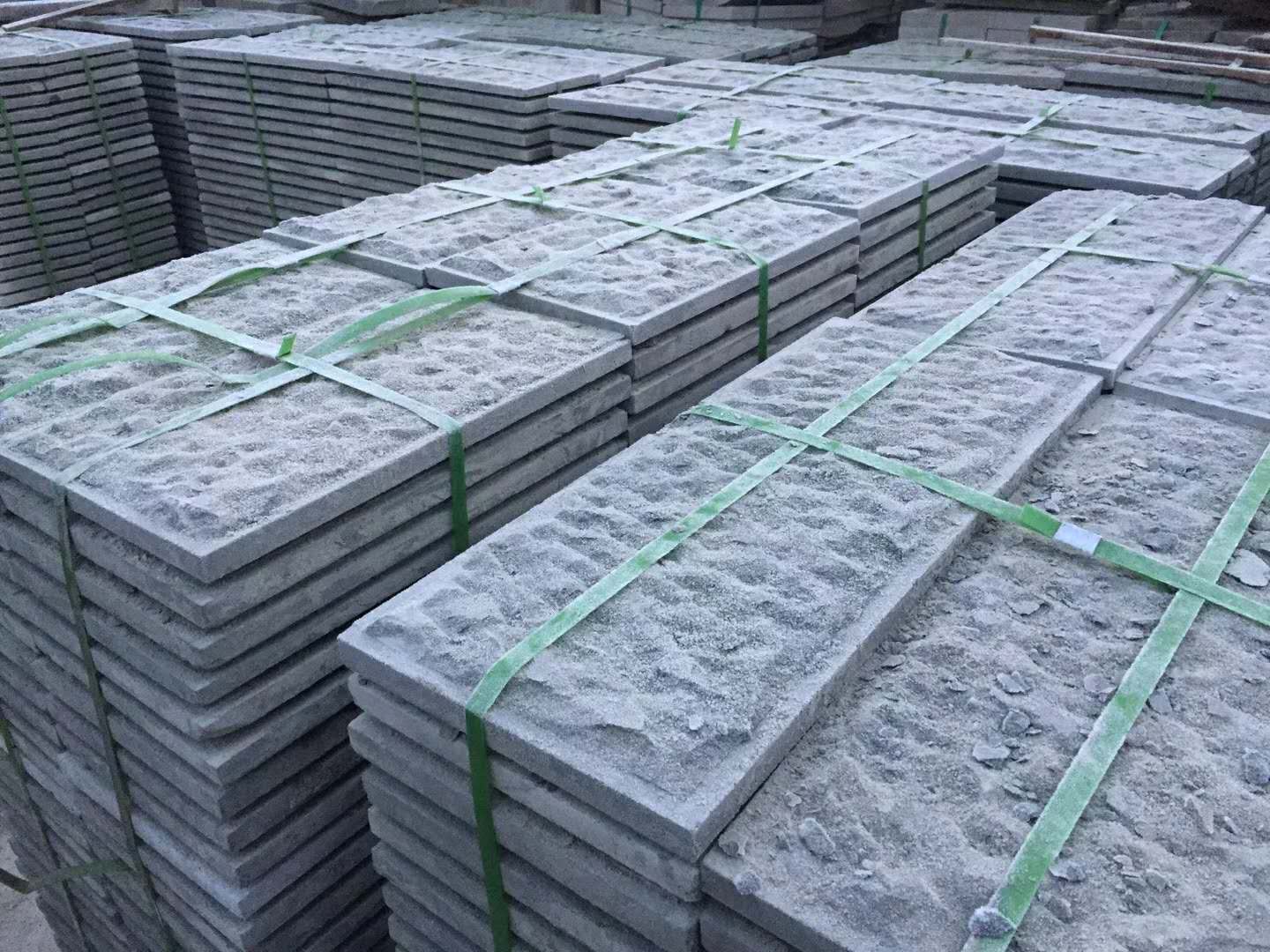 青石綠砂巖
